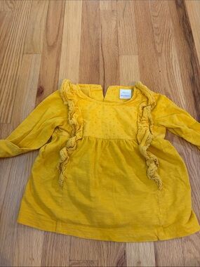 Hanna Andersson Yellow Ruffle Long-Sleeve Baby Dress Top